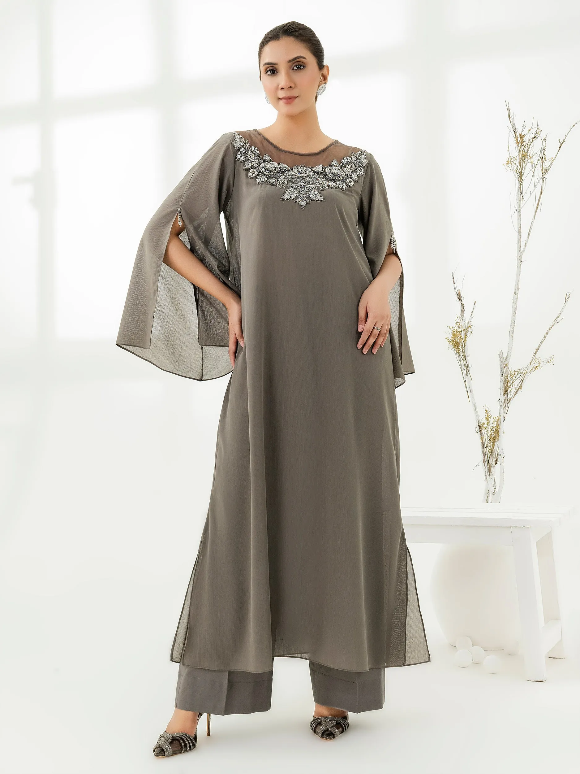 2 Piece Chiffon Suit-Embellished (Pret)