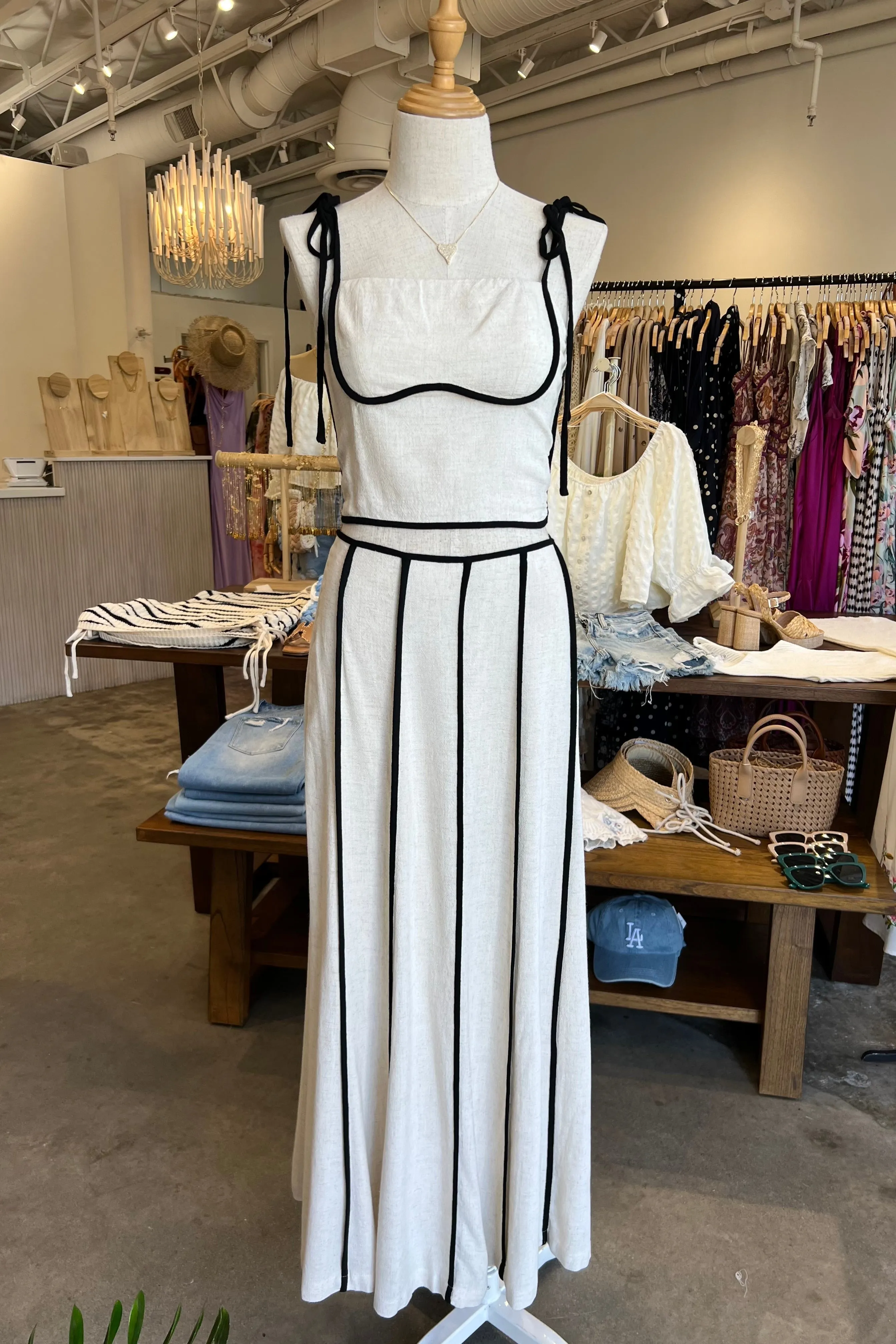 SUNDRENCHED LINEN SKIRT